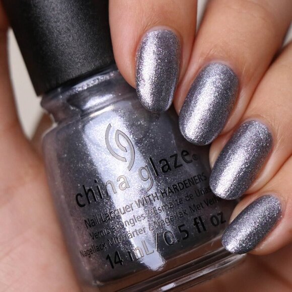 ๐3/$15๐ China Glaze Polish 1748 Snow Biz - Picture 1 of 6